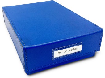 Boîte de rangement pour écharpe