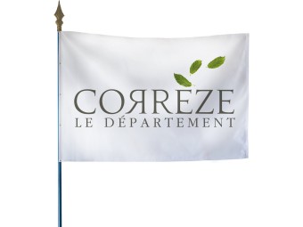Drapeau des départements français sur hampe