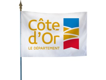 Drapeau des départements français sur hampe