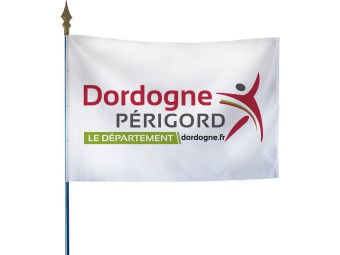 Drapeau des départements français sur hampe