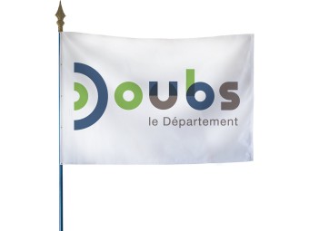 Drapeau des départements français sur hampe