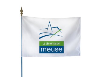 Drapeau des départements français sur hampe