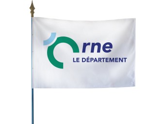 Drapeau des départements français sur hampe