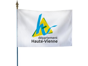 Drapeau des départements français sur hampe