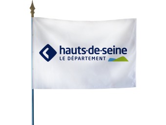 Drapeau des départements français sur hampe