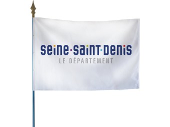 Drapeau des départements français sur hampe