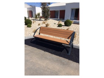 Banc public Bergerac stratifié compact avec accoudoir