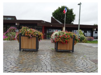 Jardinière Chartrons tête boule stratifié compact