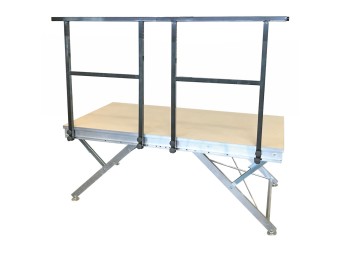 Garde-corps 1 m avec attache et poignée pour praticable ciseaux