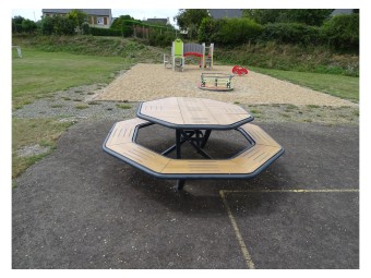 Table pique nique octogonale Horizon stratifié compact