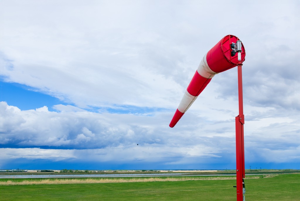 Manche à air : normes OACI/J7, innovations et sécurité